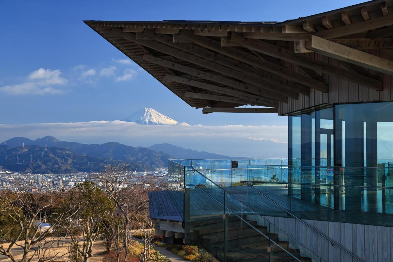 Hotel Associa שיזוקה מראה חיצוני תמונה View of Mount Fuji from the museum