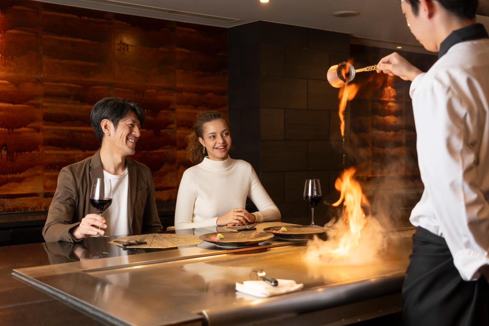 Hotel Associa שיזוקה מראה חיצוני תמונה Teppanyaki restaurant in Japan