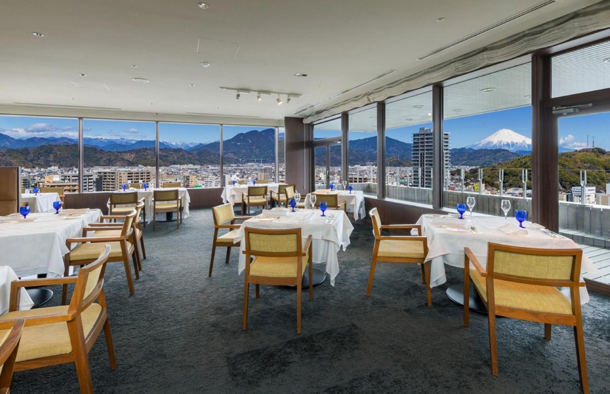 Hotel Associa שיזוקה מראה חיצוני תמונה Restaurant